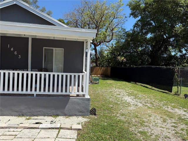 2 of 12 - 1463 Nw 70th St, Miami, FL