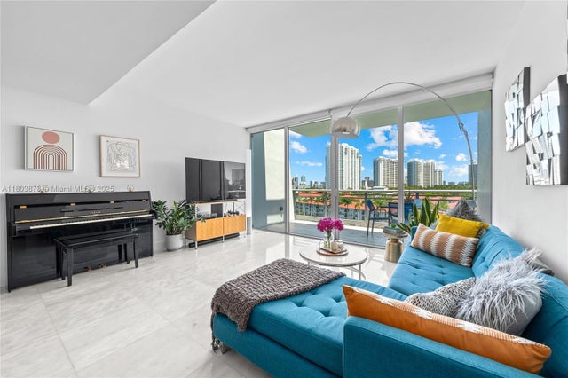 1 of 38 - 2950 Ne 188th St 540, Aventura, FL