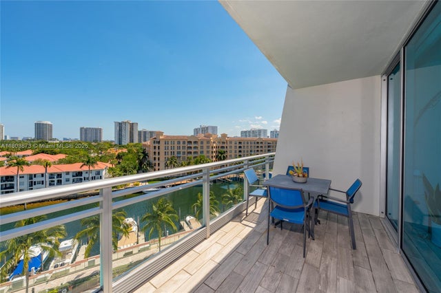 3 of 38 - 2950 Ne 188th St 540, Aventura, FL
