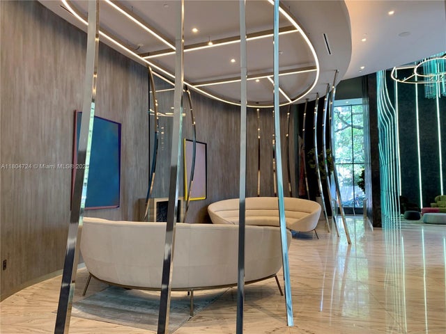 1000 Brickell Plz 1805, Miami