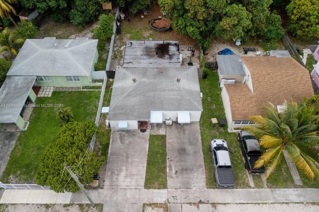1 of 24 - 625 Ne 130th St, North Miami, FL