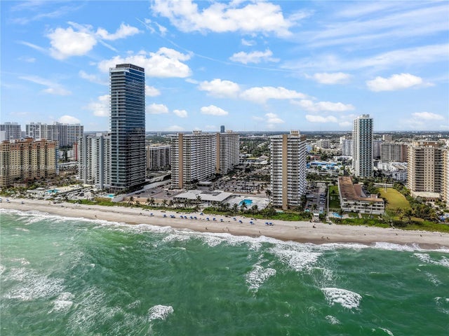 4 of 26 - 1980 S Ocean Dr 9k, Hallandale Beach, FL
