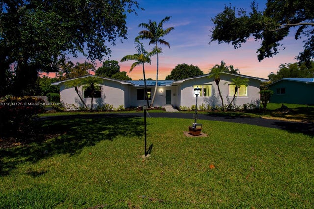 3 of 40 - 17640 Sw 84th Ct, Palmetto Bay, FL