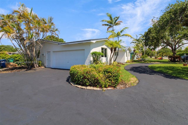 5 of 40 - 17640 Sw 84th Ct, Palmetto Bay, FL