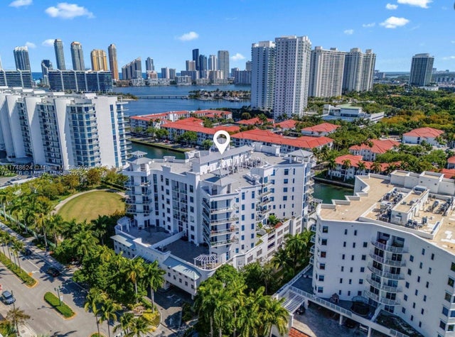 3 of 45 - 3030 Ne 188th St 602, Aventura, FL