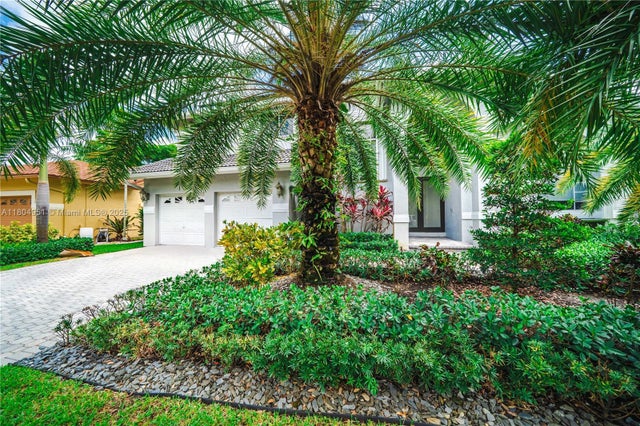 3 of 30 - 18201 Nw 16th St, Pembroke Pines, FL