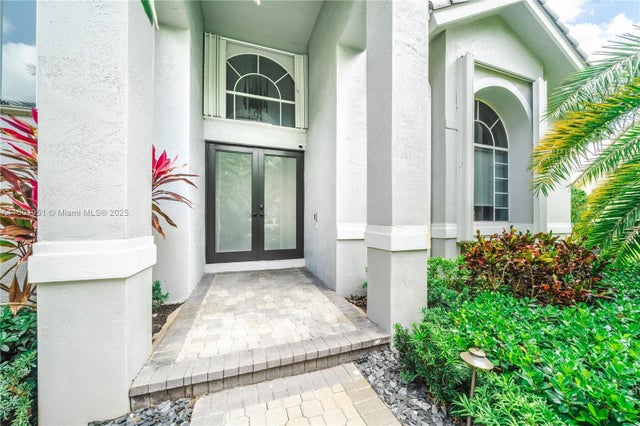 4 of 30 - 18201 Nw 16th St, Pembroke Pines, FL