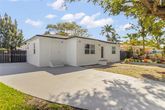 5 of 38 - 9221 Nw 15th Ave, Miami, FL