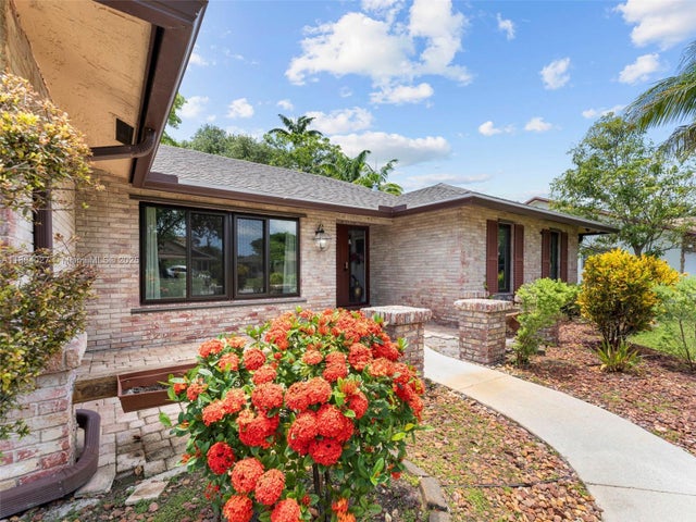 4 of 37 - 1281 Nw 76th Ave, Plantation, FL