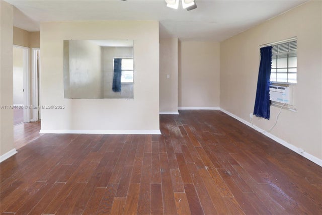 4 of 25 - 723 Nw 15th Way, Fort Lauderdale, FL