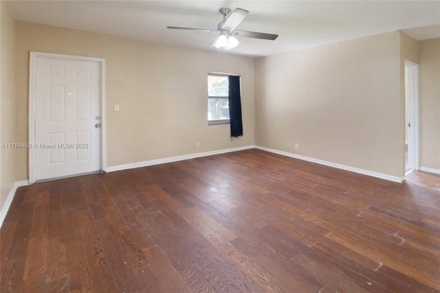 5 of 25 - 723 Nw 15th Way, Fort Lauderdale, FL