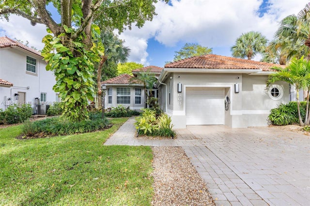 2 of 35 - 603 Misty Oaks Ln, Pompano Beach, FL