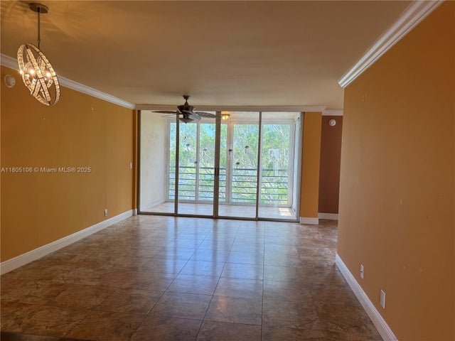 2 of 30 - 9420 Poinciana Pl 403, Davie, FL