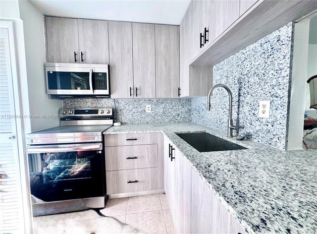 1 of 7 - 1701 Ne 191st St A108, Miami, FL