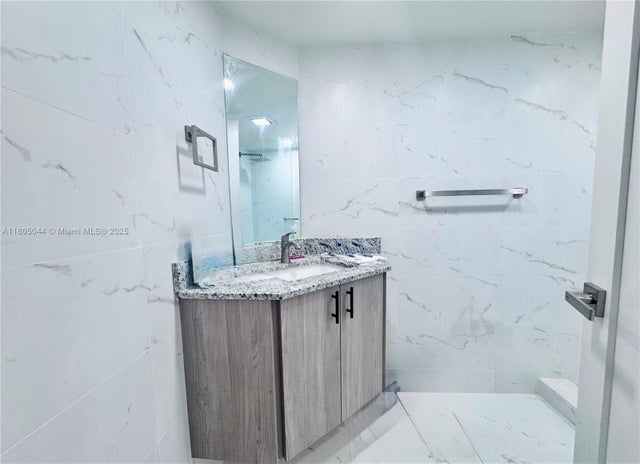 3 of 7 - 1701 Ne 191st St A108, Miami, FL
