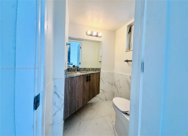 5 of 7 - 1701 Ne 191st St A108, Miami, FL