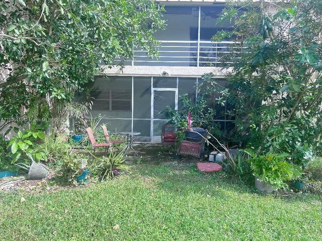 4 of 25 - 10693 N Military Trl 7, Palm Beach Gardens, FL