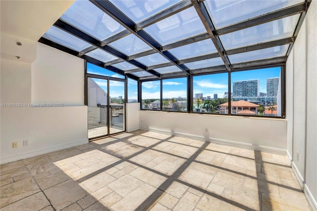 3 of 59 - 401 Poinciana Dr 1225, Sunny Isles Beach, FL