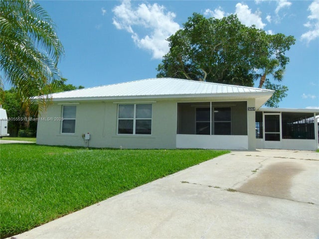 2 of 27 - 5264 Se 42nd Trace, Okeechobee, FL