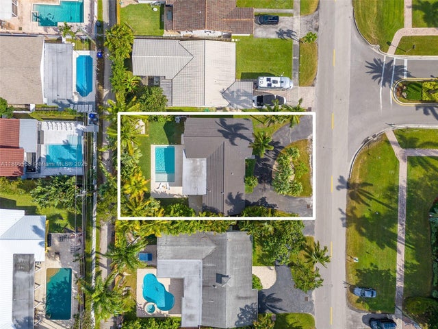 5 of 95 - 1025 Washington St, Hollywood, FL