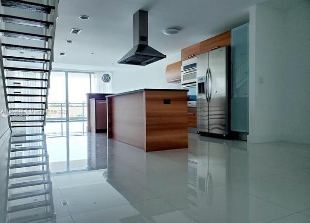 4 of 31 - 2950 Ne 188th St 444, Aventura, FL