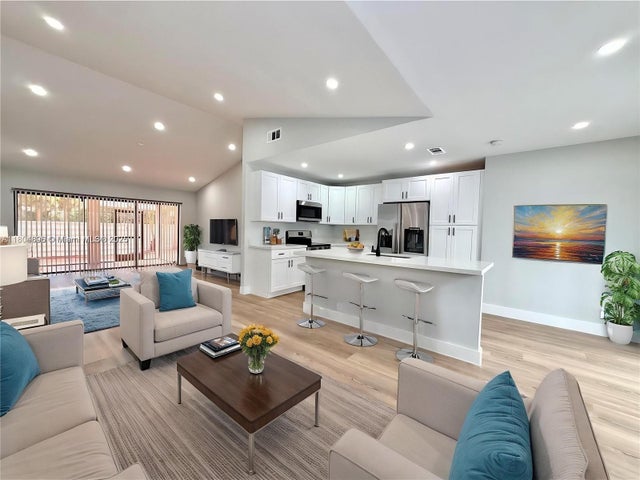 2 of 20 - 6953 Barbarossa St, Boca Raton, FL