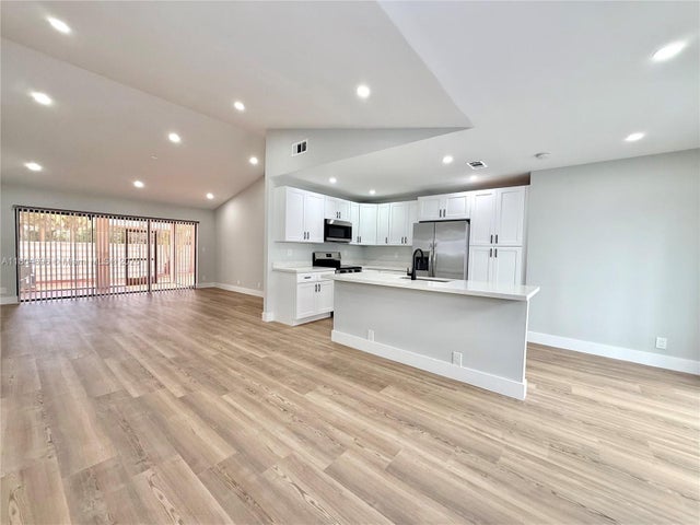 3 of 20 - 6953 Barbarossa St, Boca Raton, FL