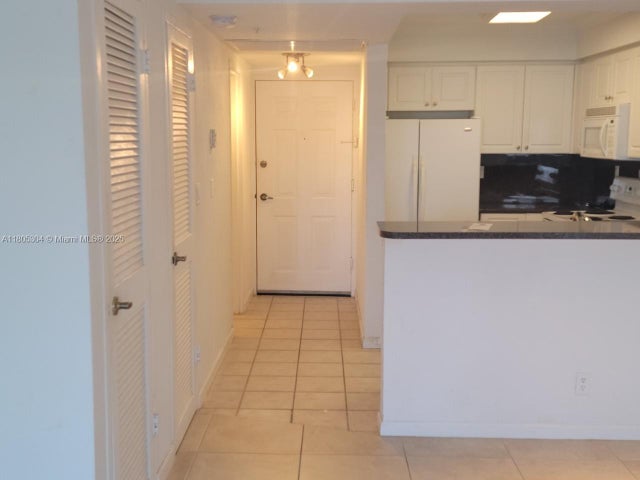 5 of 5 - 2501 S Ocean Dr 1634, Hollywood, FL