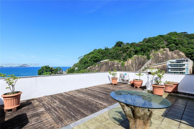 5 of 43 - 1222 Av Delfim Moreira Cob 1, ,