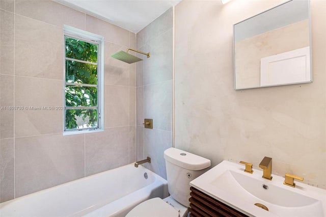2 of 16 - 1611 Euclid Ave 8, Miami Beach, FL