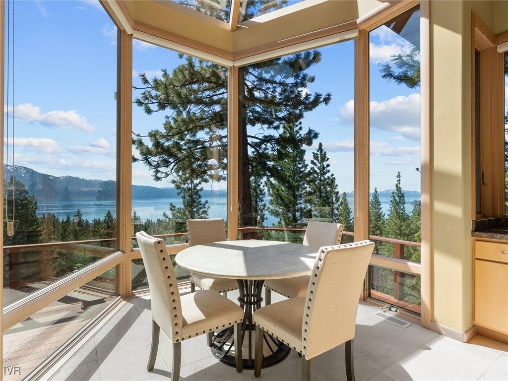 563 Knotty Pine Dr, Incline Village