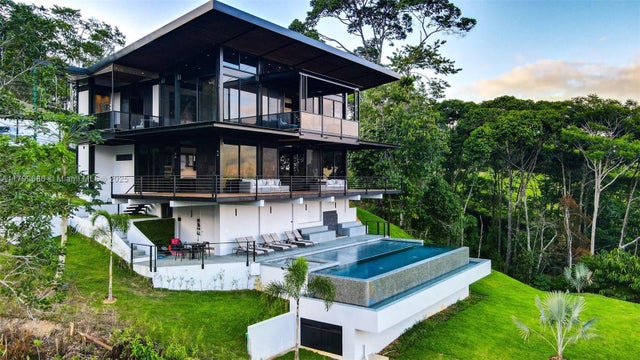 2 of 60 - 1 Casa De Odyssey, , FL