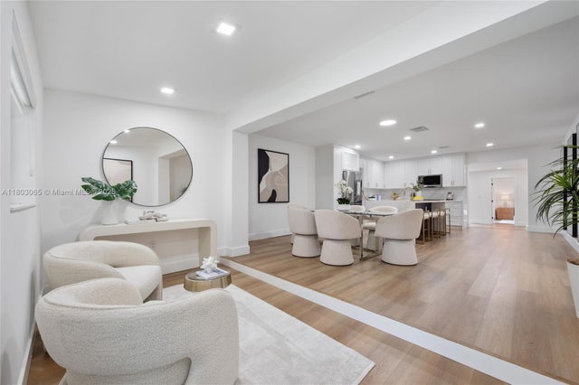 3 of 25 - 2735 Sw 19th St, Miami, FL