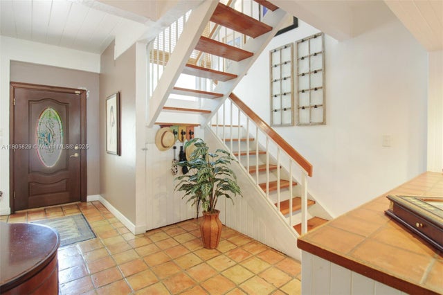 4 of 32 - 7673 Sw 103rd Pl, Miami, FL