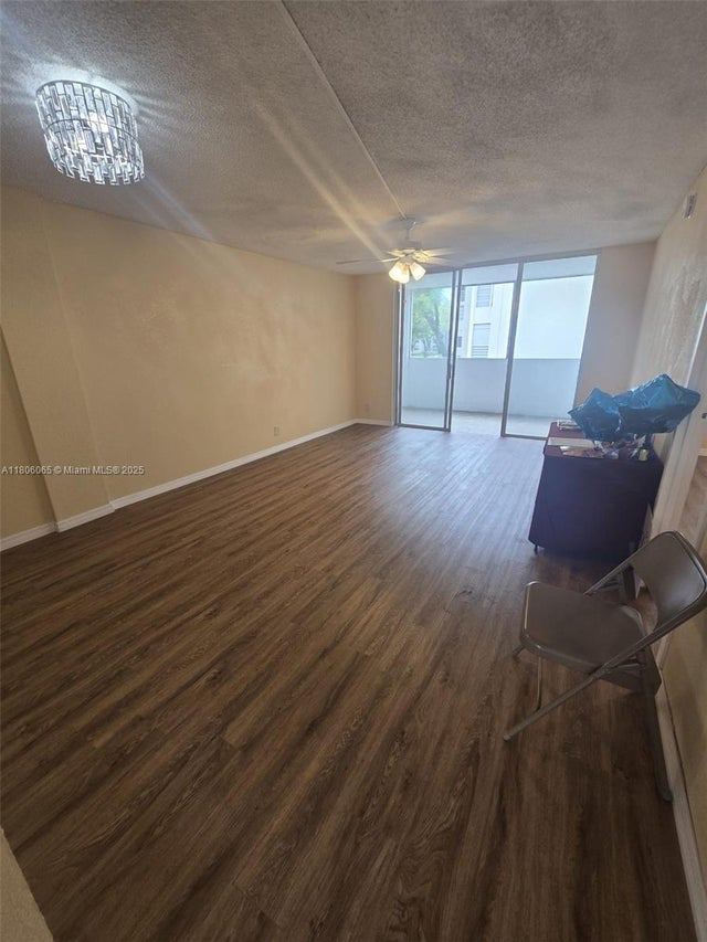 3 of 10 - 2999 Nw 48th Ave 245, Lauderdale Lakes, FL