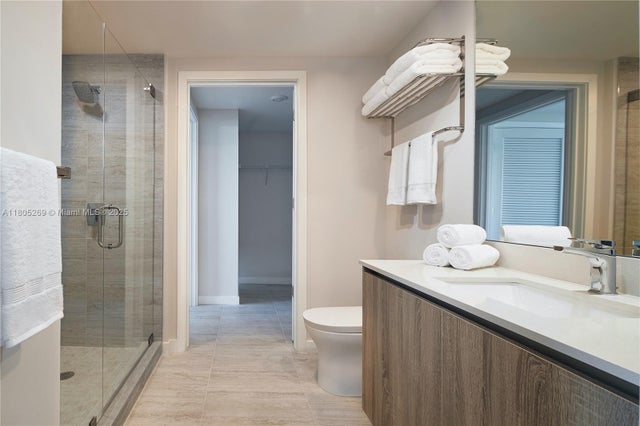 3 of 5 - 3900 Biscayne Blvd N-705, Miami, FL