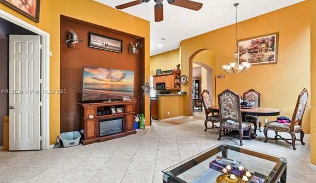 3 of 20 - 5764 Nw 125th Ter, Coral Springs, FL
