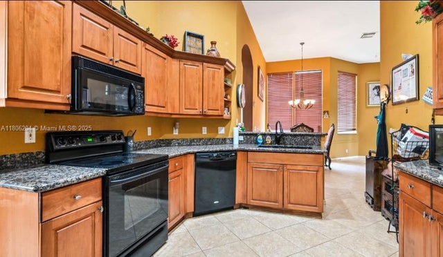 4 of 20 - 5764 Nw 125th Ter, Coral Springs, FL