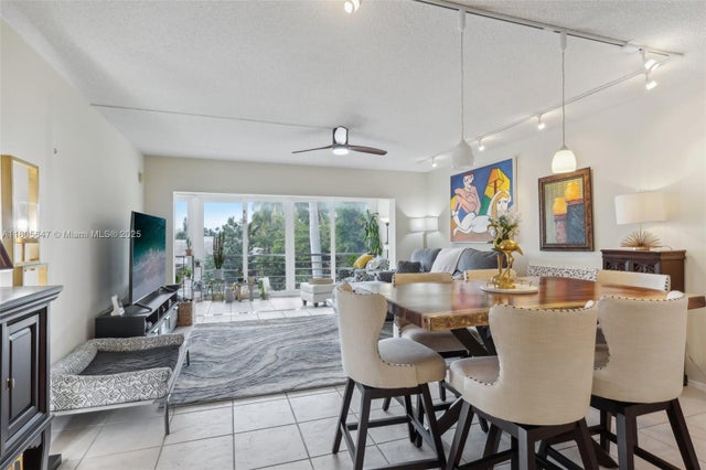 1 of 31 - 3050 Ne 47th Ct 205, Fort Lauderdale, FL