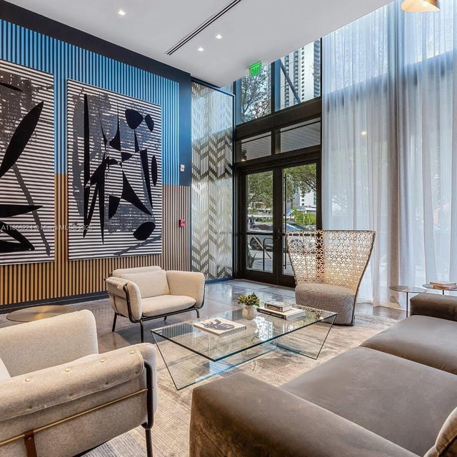 4 of 20 - 398 Ne 5th St 1619, Miami, FL