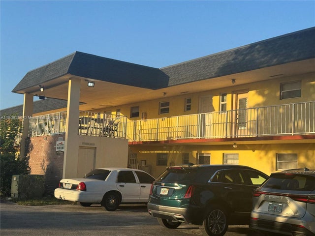 1 of 1 - 19305 Ne 2nd Ave 2324, Miami, FL