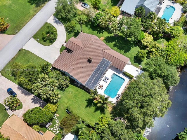 3 of 62 - 11850 Oak Leaf Dr, Davie, FL