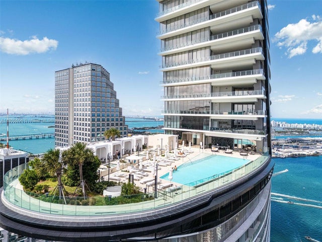 4 of 63 - 300 Biscayne Boulevard Way 4507w, Miami, FL