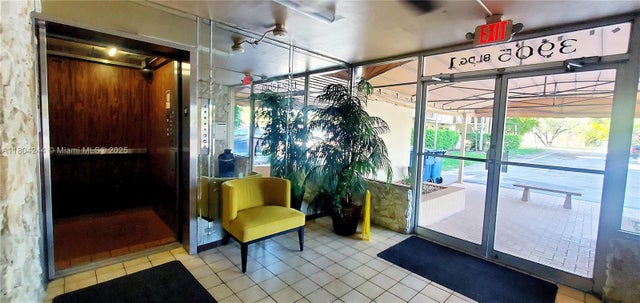 5 of 50 - 3905 N Nob Hill Rd 510, Sunrise, FL