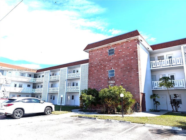2 of 51 - 1280 Nw 43rd Ave 205, Lauderhill, FL
