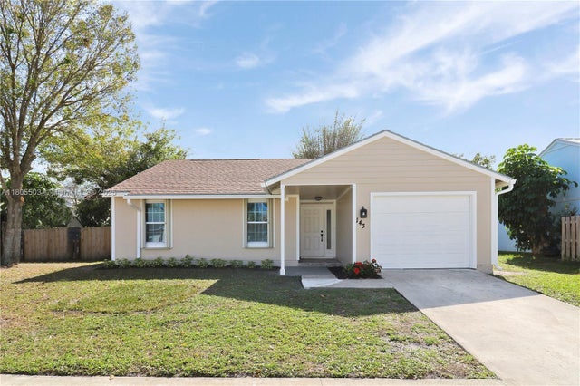 2 of 22 - 143 Greentree Circle, Jupiter, FL