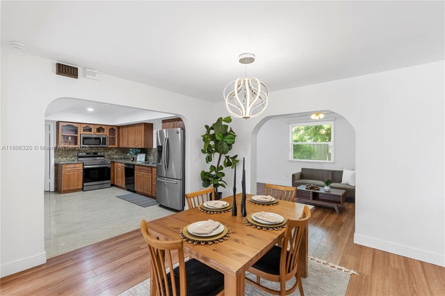 5 of 46 - 5861 Nw 18th Ct, Sunrise, FL