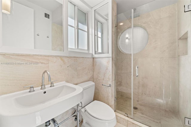 5 of 20 - 1025 Michigan Av 1c, Miami Beach, FL