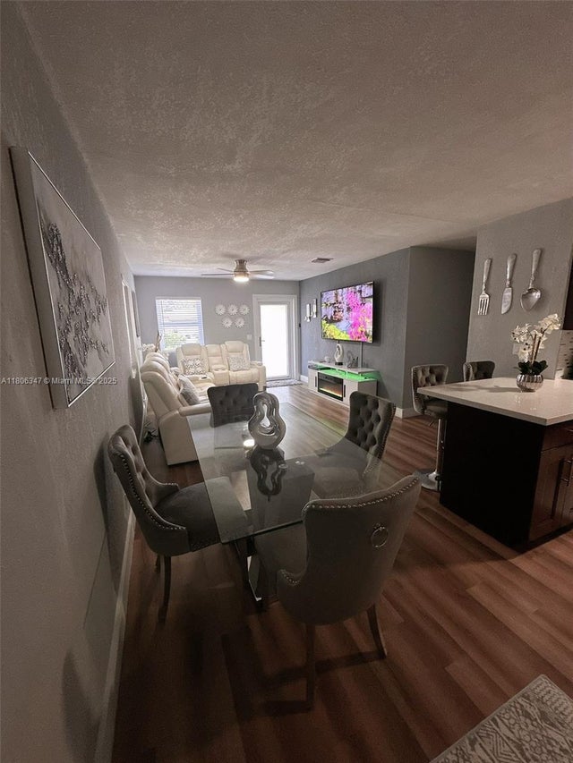 5 of 11 - 100 Ne 171st Ter, Miami, FL