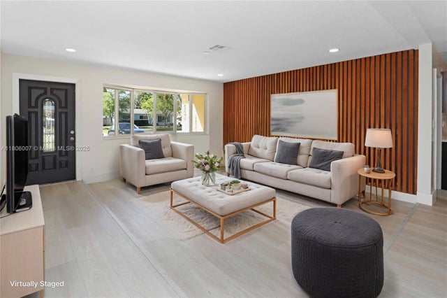 3 of 31 - 1415 Coolidge St, Hollywood, FL